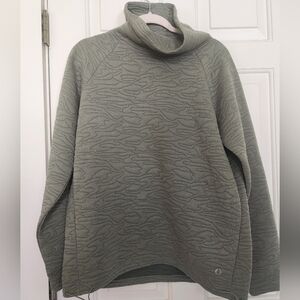 American Outdoorsman quilted Womens Pullover size Large hiking outdoors camping